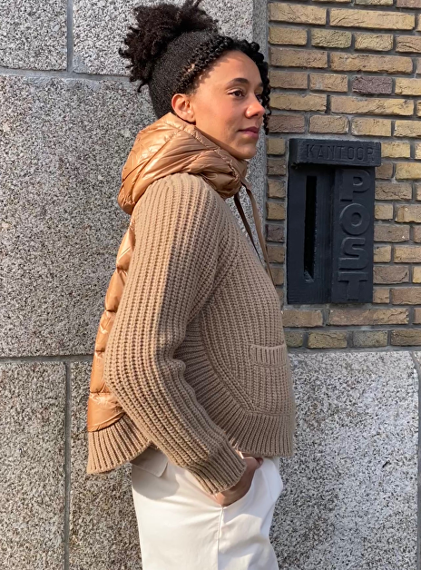 Vest kort knitted en step camel