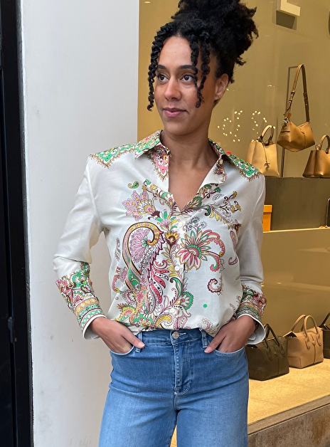 Blouse creme met paisley print