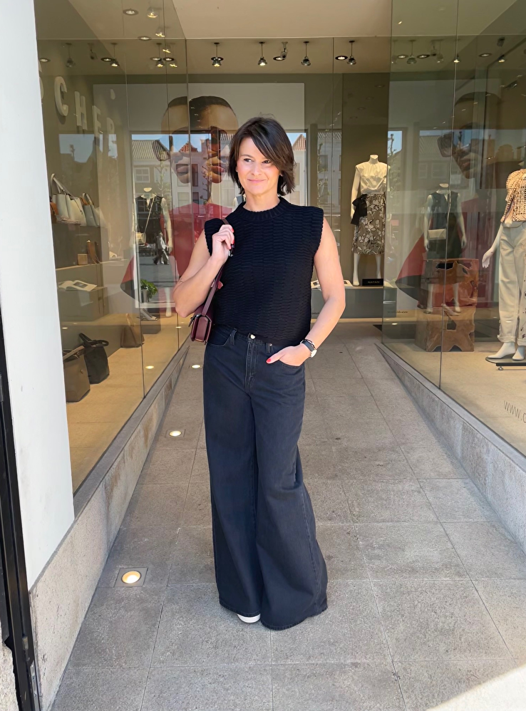 Sophisticated in black